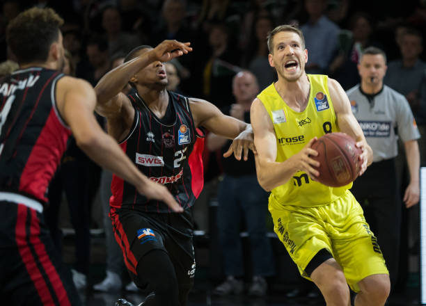 通过模拟比 通过模拟比