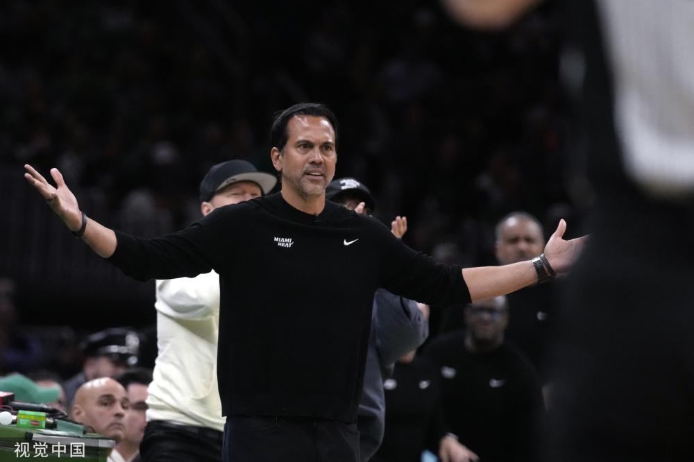 门女性的参 门女性的参